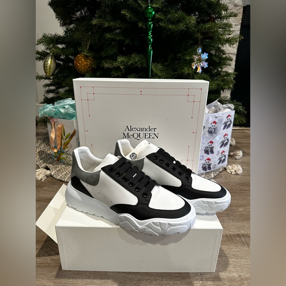 Brand new Alexander McQueen Mens Court Colorblock Sneaker